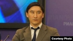 Алмаз Асанбаев