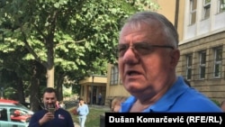 Šešeljev SRS (na fotografiji, 23. maj 2018.) ponovo je ostao ispod cenzusa.