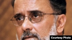 د افغانستان او پاکستان د چارو کارپوه، احمد رشيد 