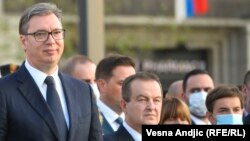 Presidenti i Serbisë, Aleksandar Vuçiq, dhe ministri i Punëve të Jashtme të Serbisë, Ivica Daçiq, në shënimin e Ditës së Unitetit serb. Fotografi nga arkivi.


