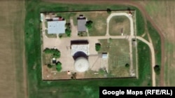 Трассовый радиолокационный комплекс «Скала-М» у села Абрикосовка Сакского района Крыма. Скриншот спутниковой карты Google