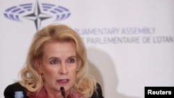 პია კაუმამ განუსაზღვრელი დროით გადადო საქართველოში ვიზიტი.