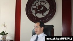 Посол Китайской Народной Республики  в Бишкеке Ван Кайвэнь (Wang Kaiwen). 07.7.2011.
