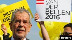 Александр Фан дер Беллен, фото 20 травня 2016 року