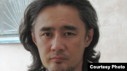 Оппозиционный политик Айдос Садыков. Актобе, 16 июля 2010 года.
