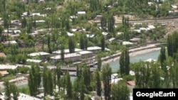 Тоолуу Бадахшан автоном облусунун административдик борбору - Хорог шаары.