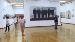 Кыргызстанские соцсети взорвала картина с выставки «Новый соцреализм»