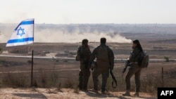 Израилдик аскерлер Газа тилкеси менен чек арада. 30-июль, 2025-жыл 