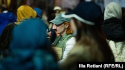 აქციის ერთ-ერთი მონაწილე, 2025 წლის გაზაფხული