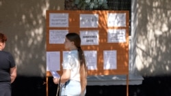 (Video) Prima zi de admitere: La Colegiul Pedagogic din Orhei, mulți tineri au preferat să se înscrie fizic, nu online