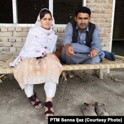 ارمان لوڼی له خپلې خور وړانګې لوڼۍ سره - انځور له ارشیفه