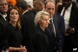 Госьці на цырымоніі