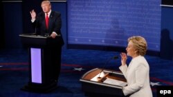 Дебаты кандидата в президенты США от Республиканской партии Дональда Трампа и кандидата в президенты США от Демократической партии Хиллари Клинтон. Лас-Вегас, 19 октября 2016 года.