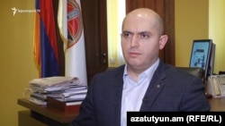 Армен Ашотян