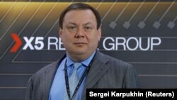 Russian billionaire businessman Mikhail Fridman (file photo)