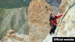 Альпинист на Памире (Таджикистан)