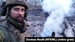 Sergentul Olexandr Dușakov, de profesie balerin, s-a înrolat în armata ucraineană și luptă împotriva invaziei rusești. 