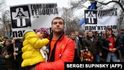 Під час вшанування в Києві жертв Голодомору-геноциду 1932–1933 років в Україні (архівне фото)