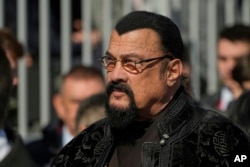 Actorul american de filme de acțiune Steven Seagal, la parada militară de Ziua Victoriei - Moscova, 9 mai 2025