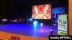 III халыкара Босфор фестиваленең бүләкләү тантанасы сәхнәсе