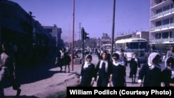 Ооганстан, 1967-жыл. Аризона университетинин окутуучусу, доктор Уильям Подличтин фотосүрөтү.