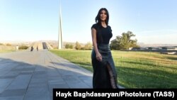 Армян тектүү, америкалык тележылдыз Ким Кардашьян, Ереван, 8-октябрь 2019-жыл.