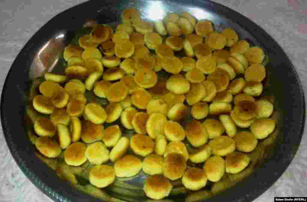 "Клеча" или "кулайча" - любимая выпечка юных жителей Багдада