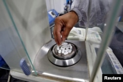 Substanțele active din Paracetamol provin în mare parte din China și India.