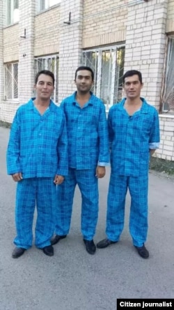 Ойбек Сабиров (в центре) скончался вечером 14 августа в тольяттинской больнице.