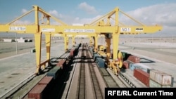 Сухопутный порт Хоргос на границе Казахстана и Китая