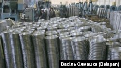 Вытворчасьць у калёніі ў Навасадах