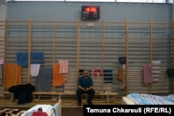 ისლამი მელიკოვი, სკოლის დარბაზში გამართულ თავშესაფარში