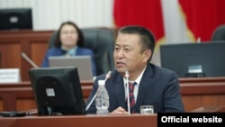 Депутат Жогорку Кенеша Чыныбай Турсунбеков.