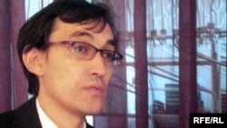 Поэт Кайырбек Кеменгер. Алматы, 28 октября 2009 года.