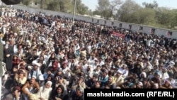 په ټانک کې د یو مسید پرلت 