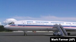 Un avion rusesc de recunoaștere Tu-154 la Anchorage, în Alaska, în cadrul programului de patrulare Open Skies, la 10 iunie 2004.