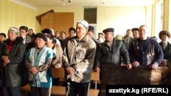Судебное заседание по делу о событиях около фабрики "Санпа", Джалал-Абад, 9 марта 2011 года.
