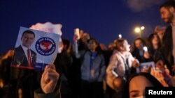 Имамоглуну колдогон акция. Түркия. 