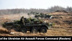 Pentagonul a dezvăluit vineri că statul rus își aprovizionează trupele din apropierea graniței cu Ucraina cu rezerve de sânge, ceea ce ar putea fi un indicator cheie al unei posibile invazii a Ucrainei.