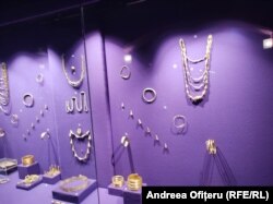 Piese din tezaurul dacic au fost aduse din Olanda și expuse la București.