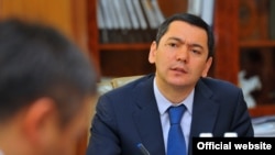 Премьер-министр КР Омурбек Бабанов, Бишкек, 30 марта 2012 года.