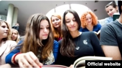 Da li su perspektivnija zanatska zanimanja ili dalje školovanje?