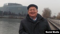 Сүрөт Марат Казакпаевдин "Фейсбуктагы" баракчасынан алынды. 