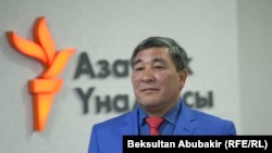 Рыскелди Момбеков.