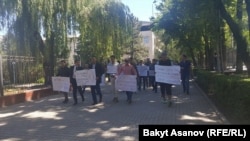 "Жаңы муун" кыймылы телеберүүгө каршы акция да өткөргөн