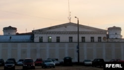 СІЗА на вуліцы Валадарскага