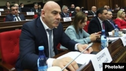 Эдуард Бабаян в парламенте, январь 2019 г.