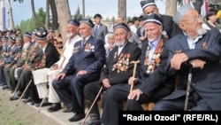 Тажикстанда согушка катышкан 447 ардагердин көзү тирүү