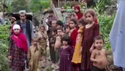 د افغانستان په ختیزو ولایتونو کې خلک د زلزله ځپلو لپاره مرستې راټولوي