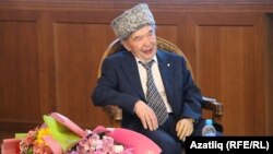 Индус Таһиров